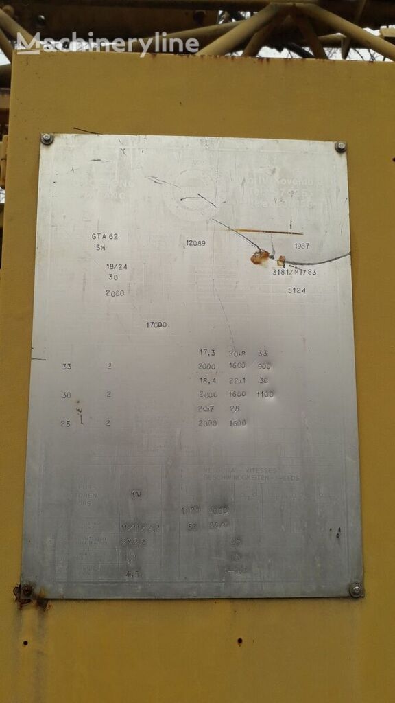 Macara automontantă Potain SIMMA GTA 62 - 3