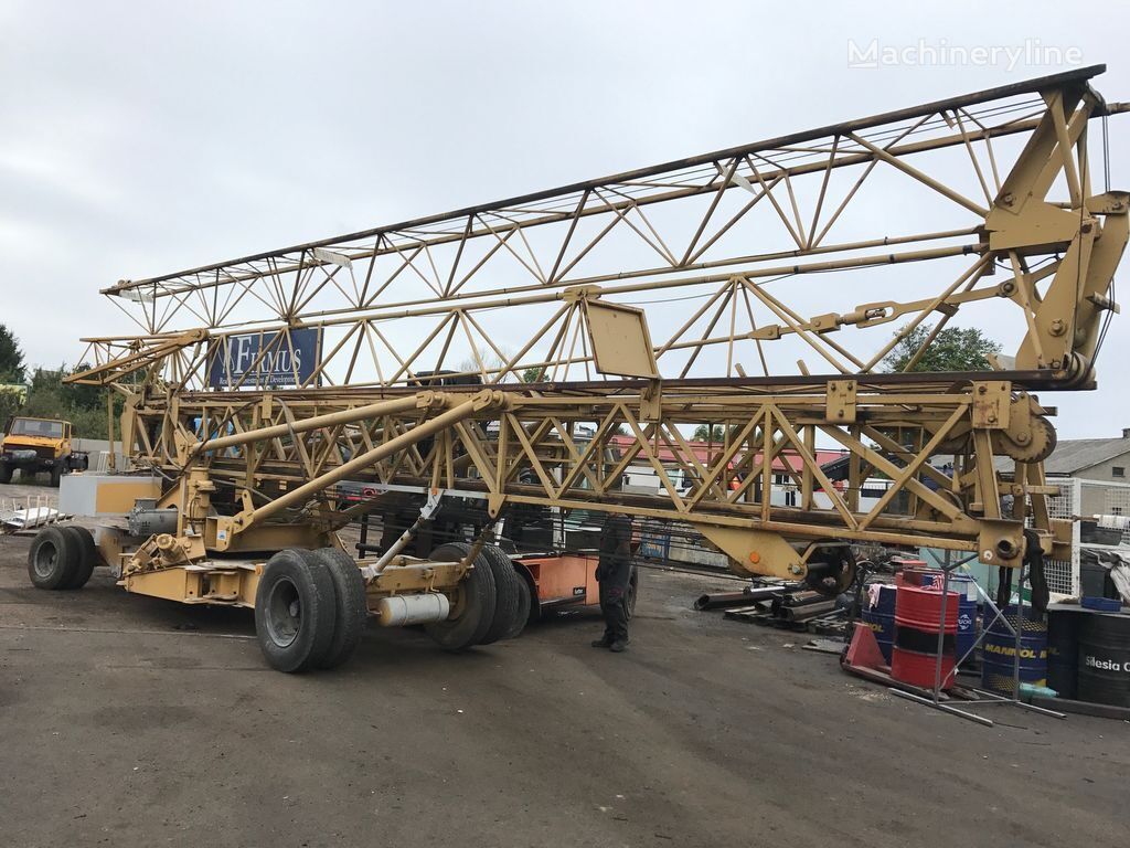 Macara automontantă Potain GTMR 331 B